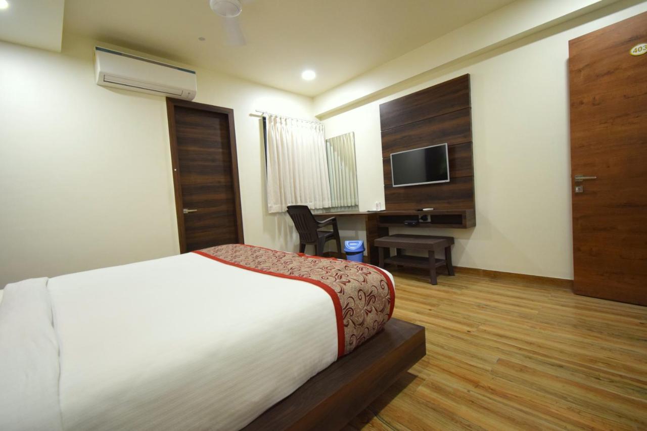 Hotel Pari Дварка Экстерьер фото