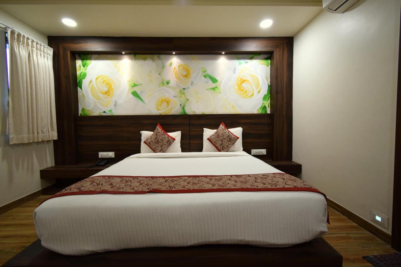Hotel Pari Дварка Экстерьер фото